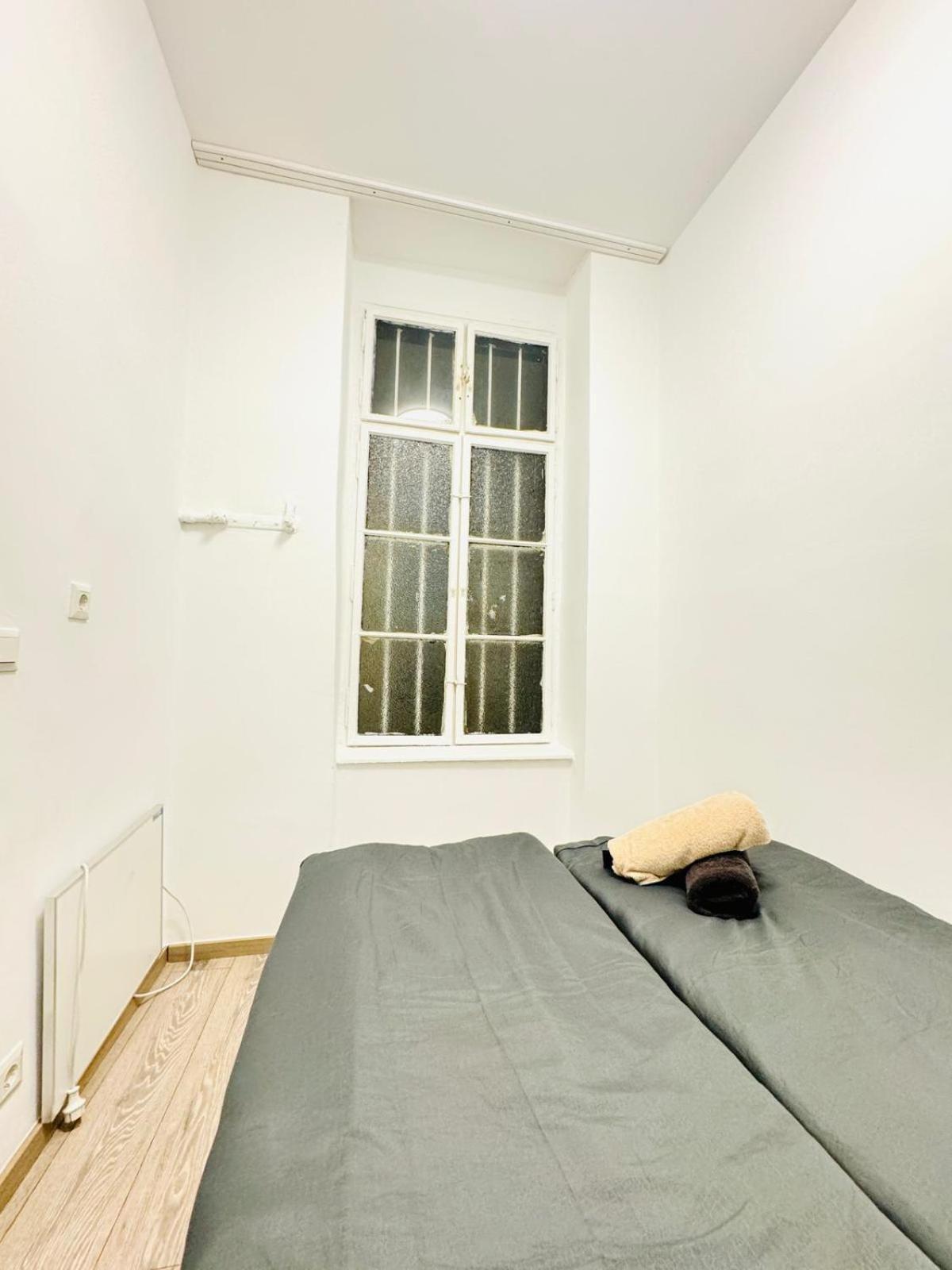 Amusant 1BR Apt.- Near Praterstern Viena Exterior foto